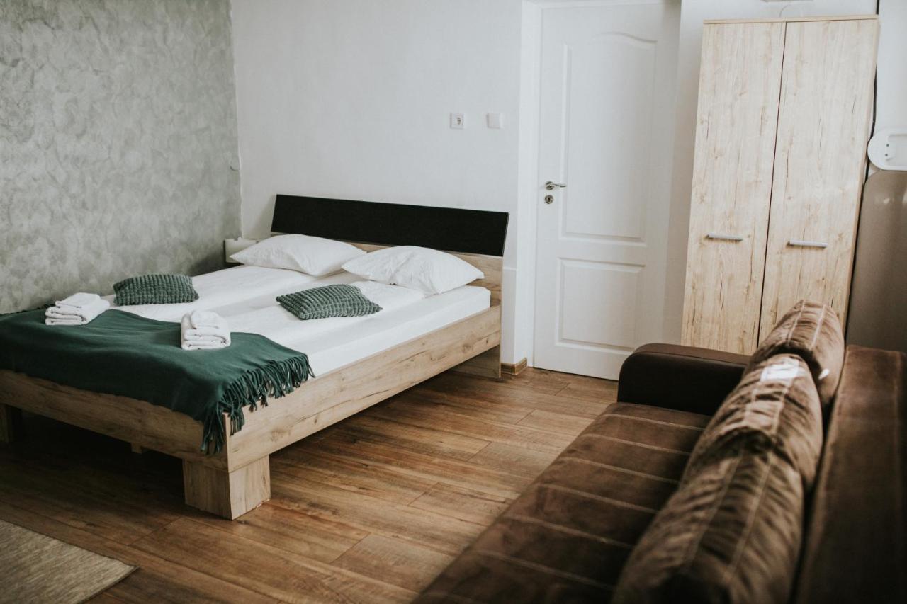 Apartament Mateas Apartament Oradea Zewnętrze zdjęcie